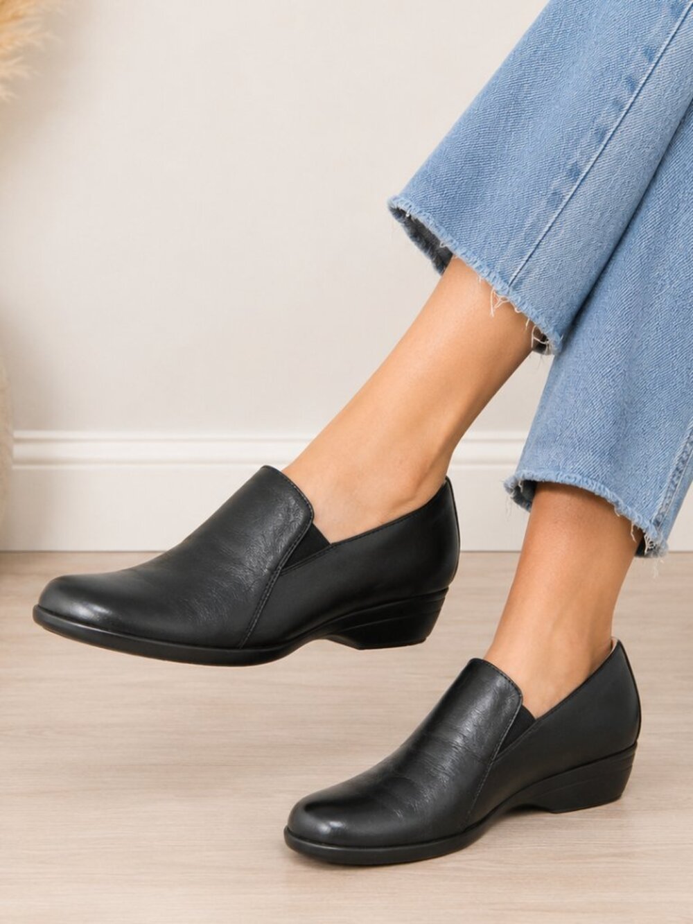 Dansko Black Leather Comfort Walking Shoes Slip-on Loafers Work Wedge 9.5